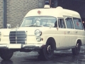 monschau_imgenbruch_-_mercedes_200_krankenwagen_der_fa-miesen_als_infektionskrankenwagen_in_den_1970er_jahren